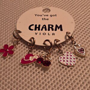 Set of 5 charms for bracelets or necklaces in red & gold